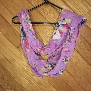 American Eagle Outfitters Floral Purple Crinkle Infinity Scarf